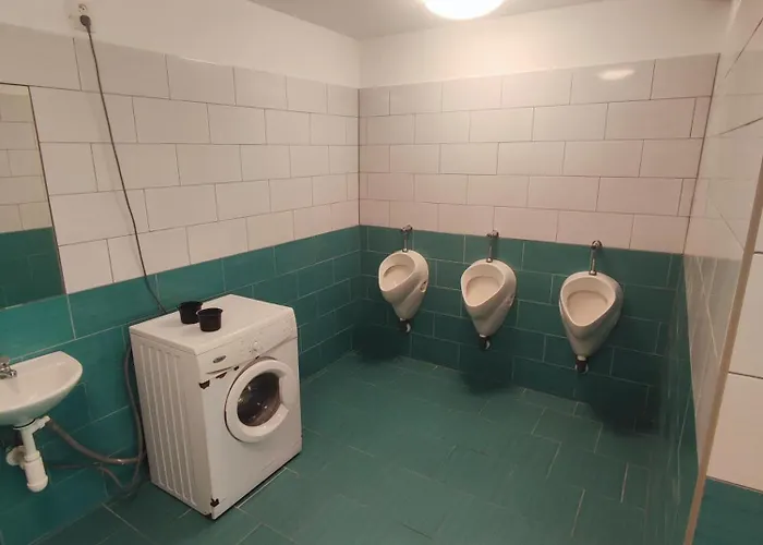 Pronajem Dreveneho Mobilheimu Stit * Chlumec nad Cidlinou