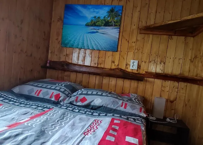 Pronajem Dreveneho Mobilheimu Stit Apartman Chlumec nad Cidlinou